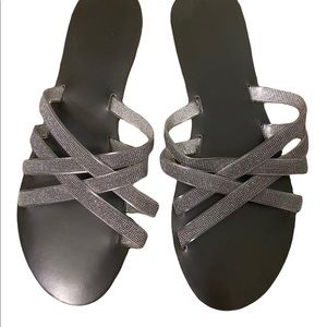 Super cute sparkly sandals. Size 8. They are used but in very good condition.